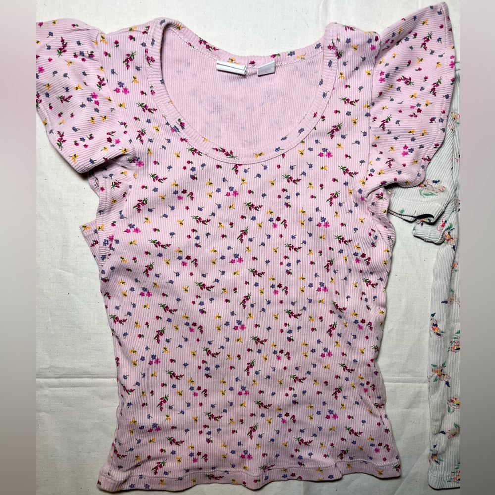 Pink Floral Ribbed Top Flutter Sleeve